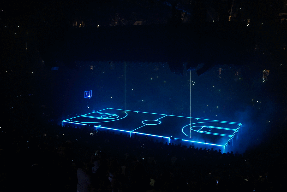 STAGE FREIGHT: Discussing the 3D Visuals for Drake’s Scorpion Tour