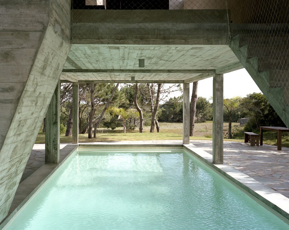 Arno Brandlhuber’s Concrete Retreat in Rocha, Uruguay