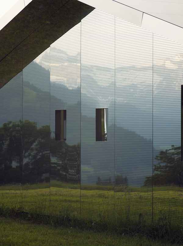 Thumbnail for MIRAGE: Artist Doug Aitken&rsquo;s Reflections On the Ranch-Style Home