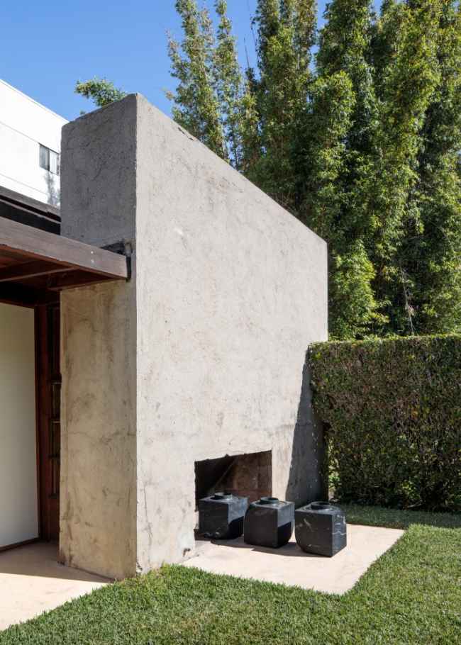 Thumbnail for A Show at the Schindler House Harnesses The Soft Power Of Plural Storytelling