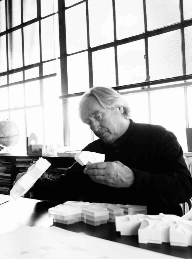 Thumbnail for PIN–UP QUOTE: STEVEN HOLL