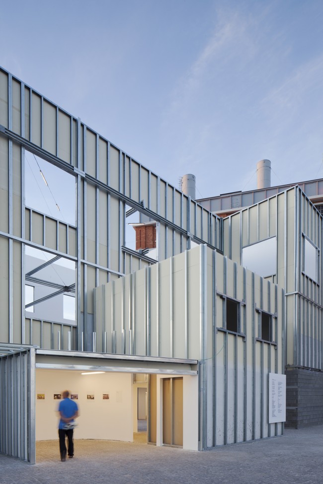 Thumbnail for A FORMAL OCCASION: THE LISBON ARCHITECTURE TRIENNALE